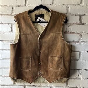 Men's Suede Sherpa-Lined Vest in Brown - Unbranded